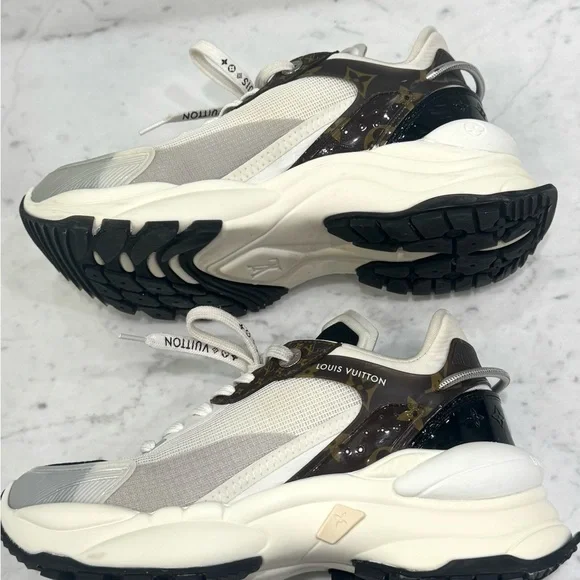 Authentic Louis Vuitton Women’s  Run 55 Trainers Sneakers - size 6.5 US - Picture 10 of 15